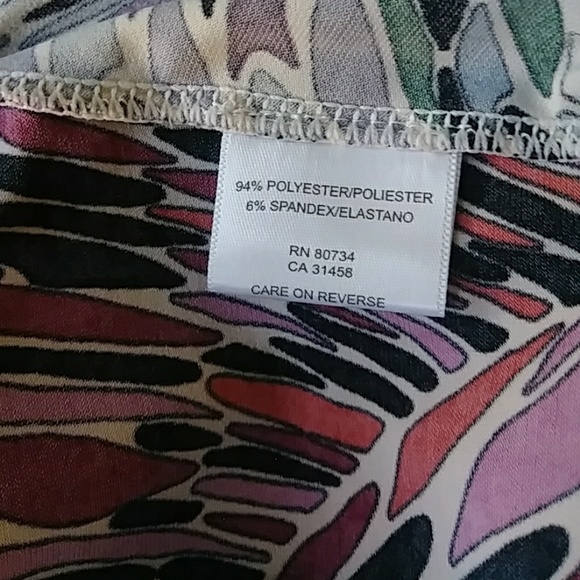 BCBGMAXAZRIA TOP NWOT - Picture 7 of 7